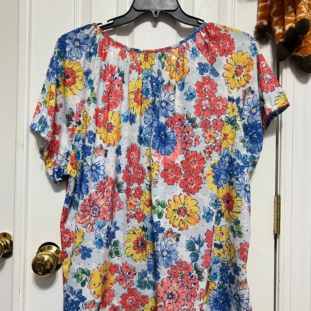 Cathy Daniels Women's Floral Top - Multicolor - Picture 2 of 3